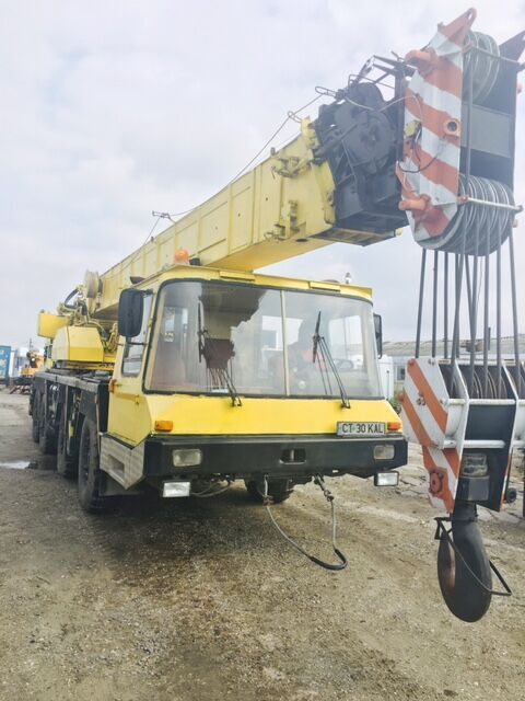 Mobile crane Bumar 42 Tons: picture 6