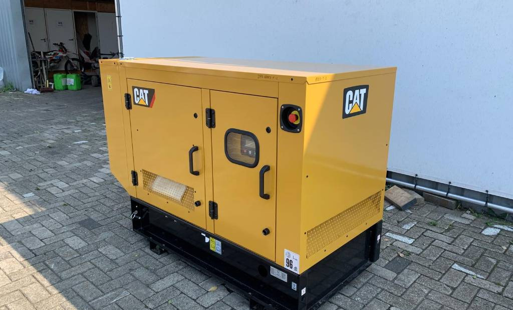 Generator set CAT DE13.5E3 - 13.5 kVA Generator - DPX-18001: picture 2