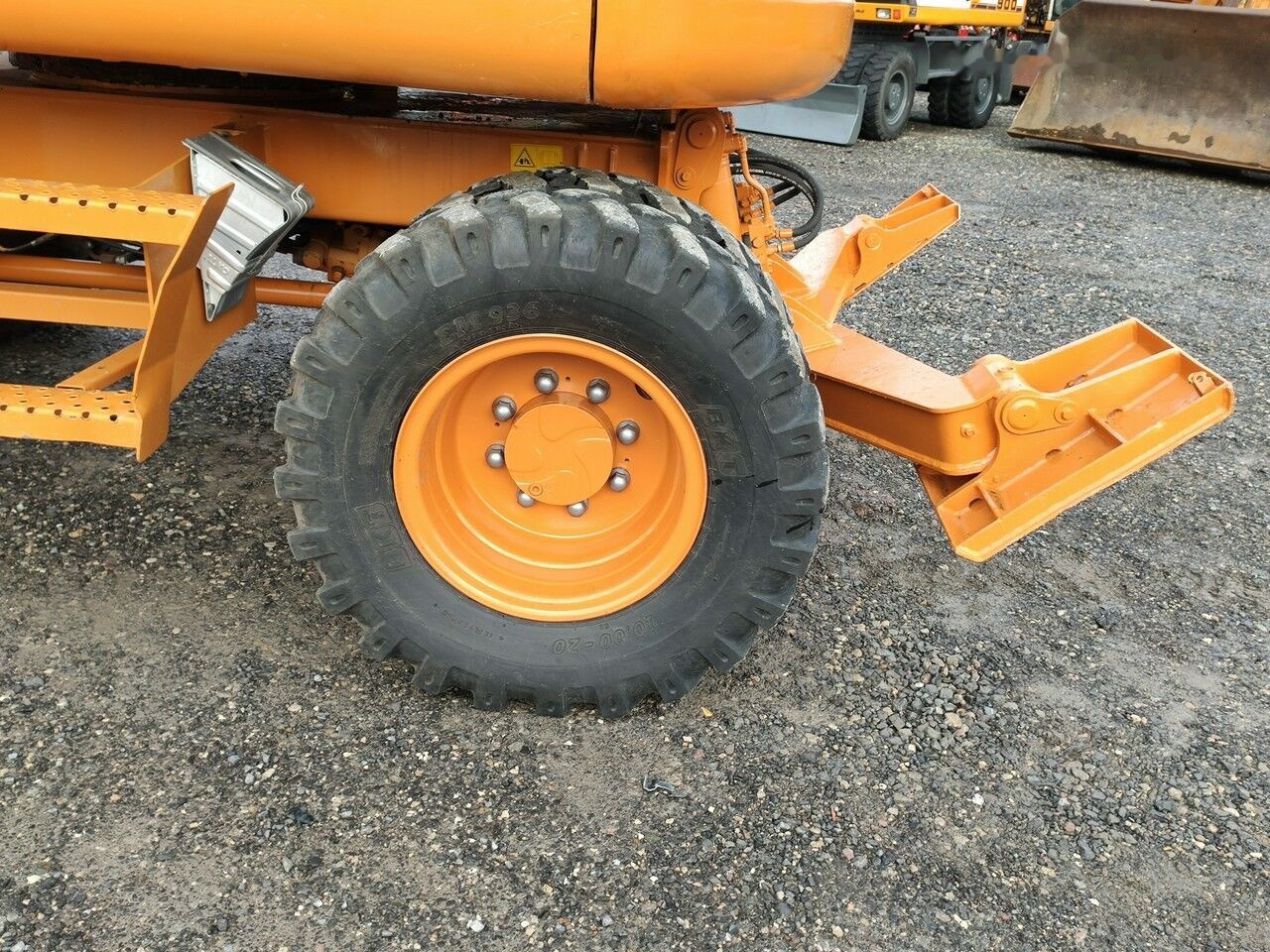 Wheel excavator Case WX125: picture 14