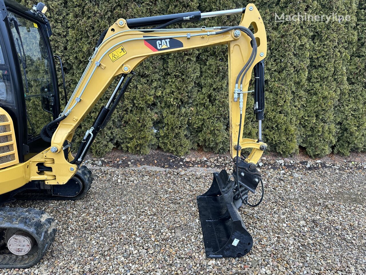 Mini excavator Caterpillar 302.7D CR: picture 11