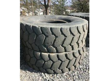 Wheel loader Caterpillar 771 773 775 Reifen Tyres 24.00R35: picture 1