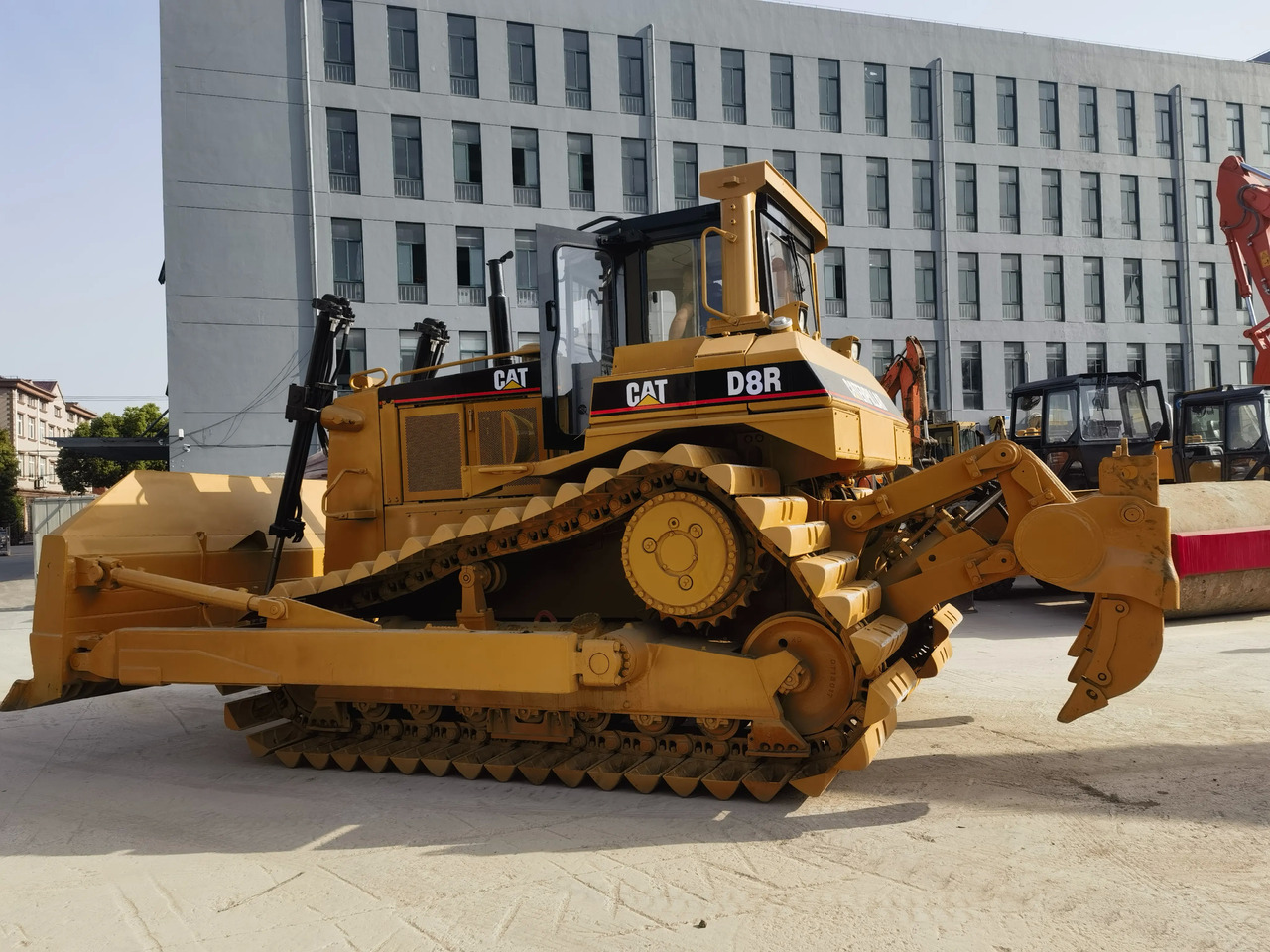 Bulldozer Caterpillar used bulldozer D8R CAT secondhand machine bulldozer D8R cheap for sale: picture 2
