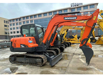 Mini excavator Doosan DX60-9C: picture 1