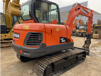 Crawler excavator Doosan dx60 mini excavator with hydraulic breaker: picture 2
