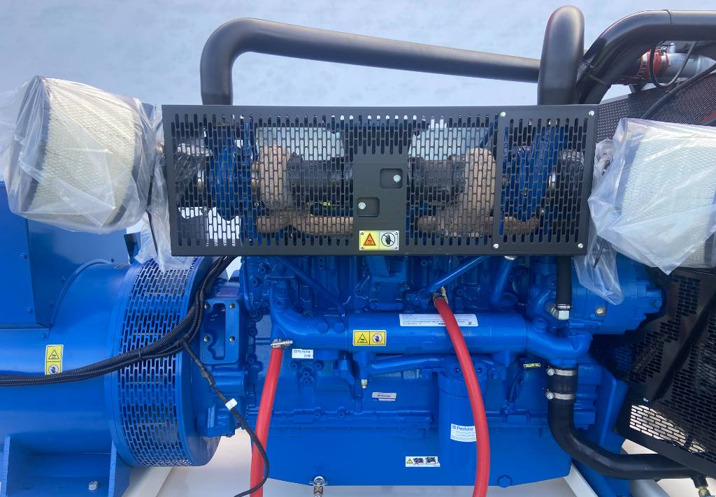 Generator set FG Wilson P605-3 - 605 kVA Genset - DPX-16021-O: picture 5