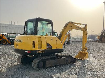 Mini excavator HYUNDAI R55-7: picture 3