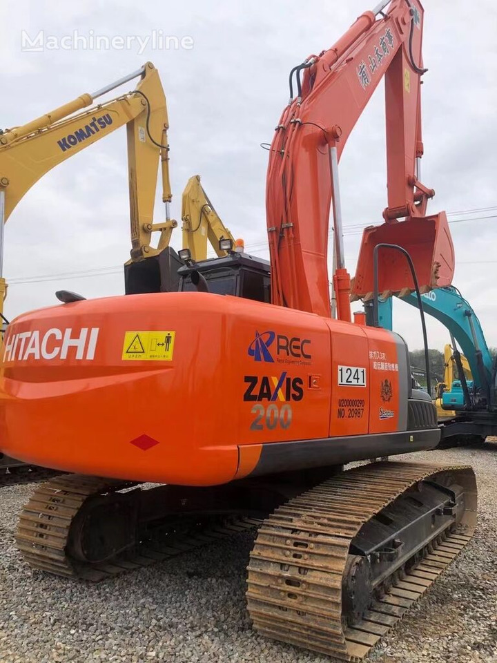 Crawler excavator Hitachi ZX200-3: picture 5