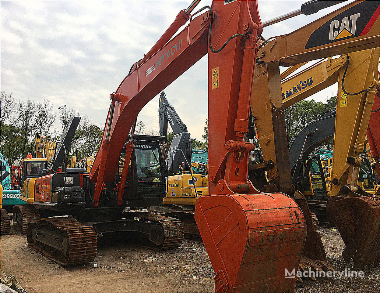 Crawler excavator Hitachi ZX240-3G: picture 7