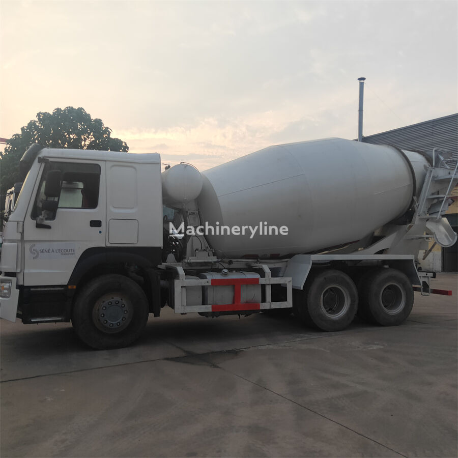 Concrete mixer truck Howo ZZ1257N4347C1: picture 2