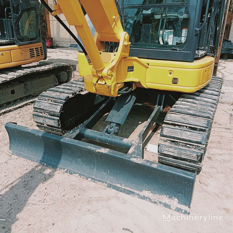 Crawler excavator Komatsu PC40MR: picture 6