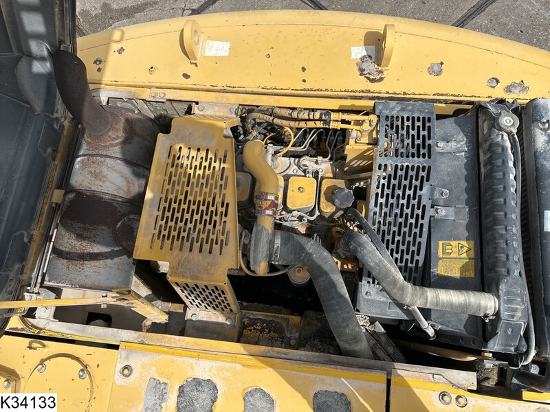 Crawler excavator Komatsu PC 210 LC 99 KW, Airco: picture 16