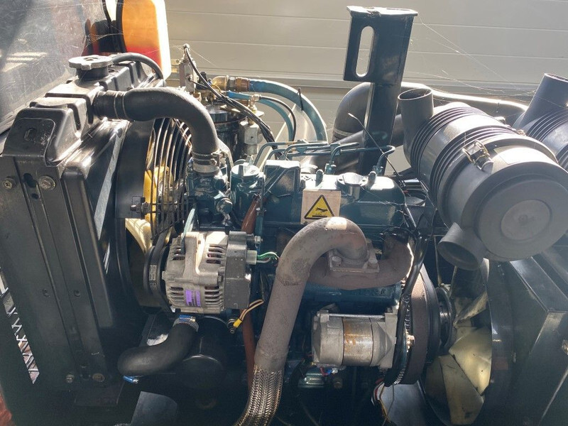 Air compressor Kubota D1105 Sullair 15.5 kW 7 bar diesel schroefcompressor met nakoeler: picture 13