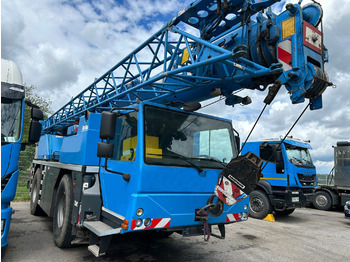 Mobile crane LIEBHERR LTM 1030-2.1