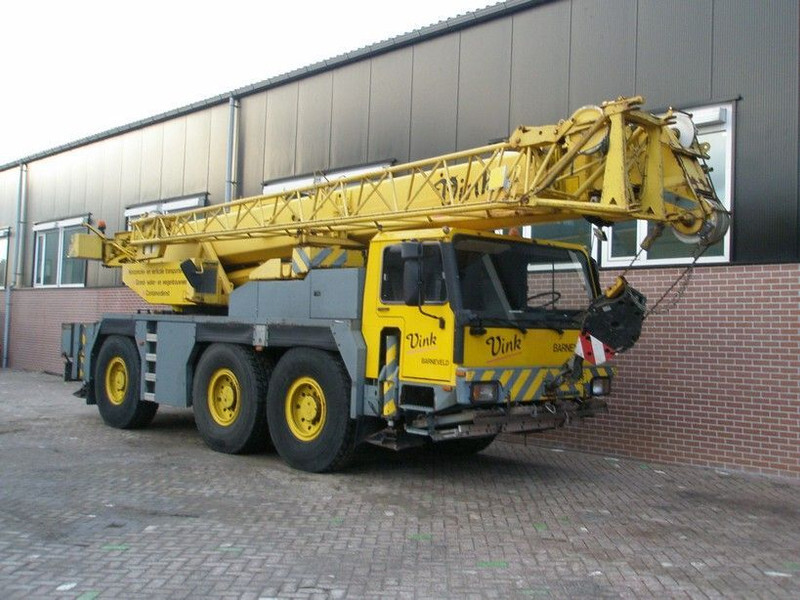 All terrain crane Liebherr LTM1040-1: picture 3