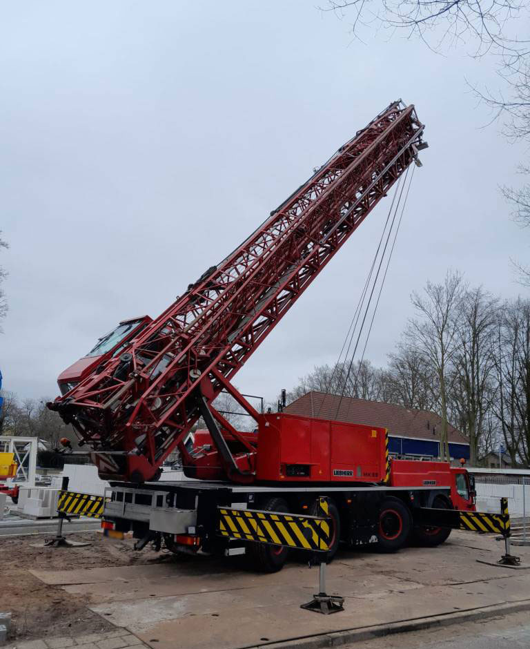 Mobile crane Liebherr MK 88: picture 3