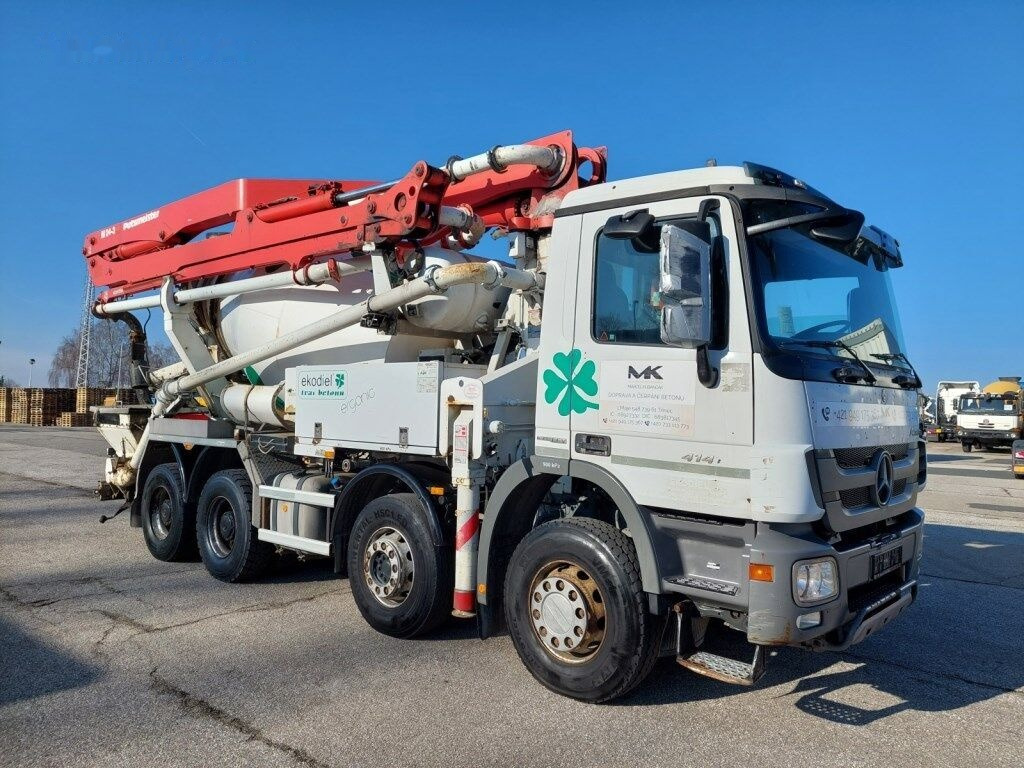 Concrete mixer truck Mercedes-Benz Actros 4141 betonpumpa 8x4: picture 2