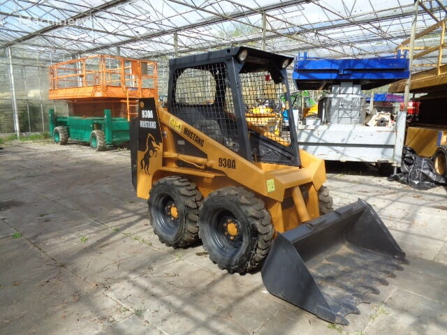 Skid steer loader Mustang 930A: picture 4