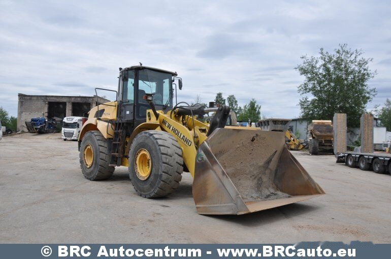 Wheel loader New Holland W270B: picture 2