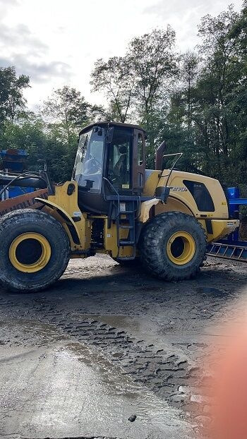 Wheel loader New Holland w70b: picture 5