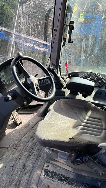Wheel loader New Holland w70b: picture 2