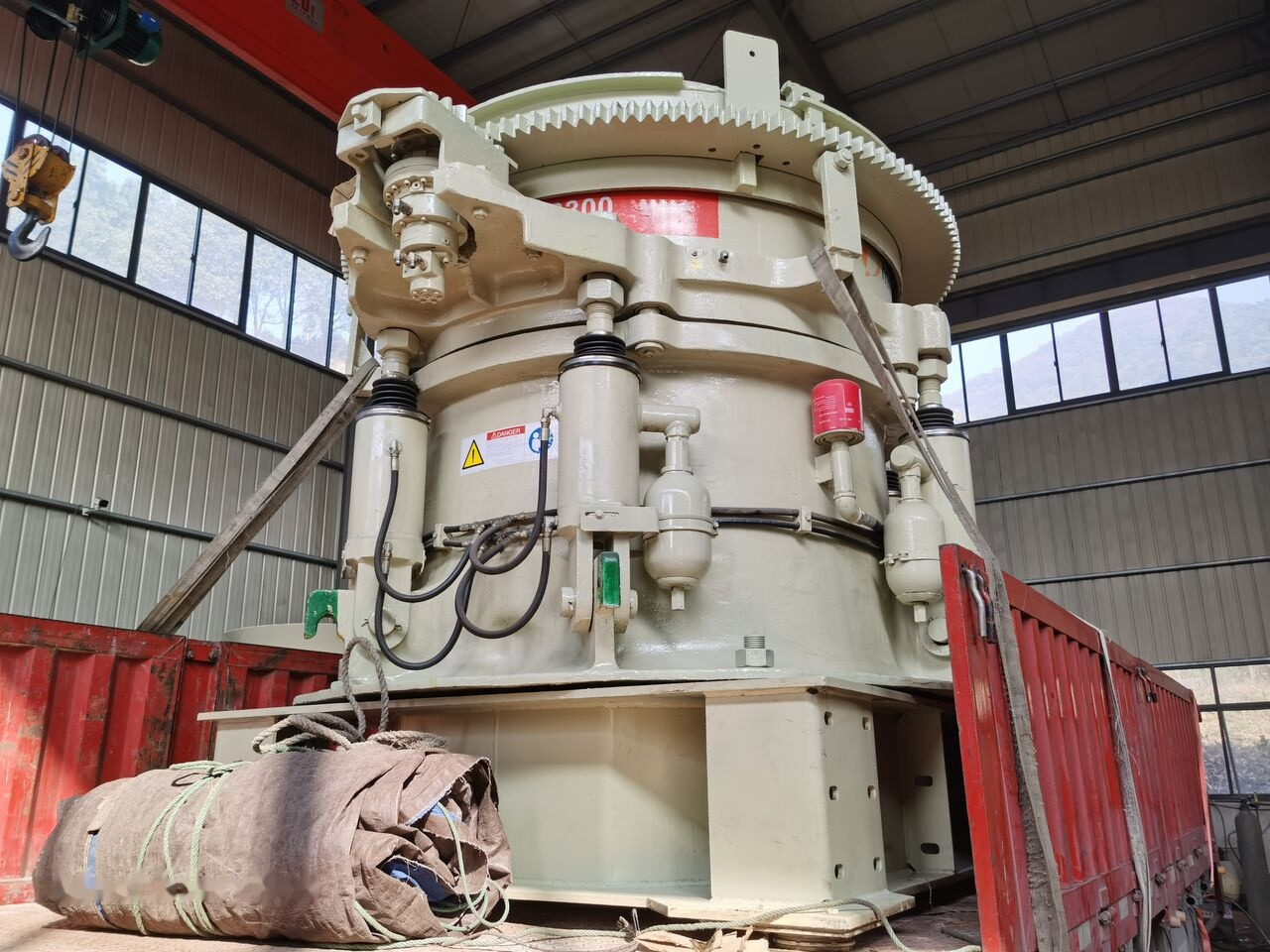 Cone crusher Nordberg Metso HP300 Cone Crusher | Very Good Condition: picture 6