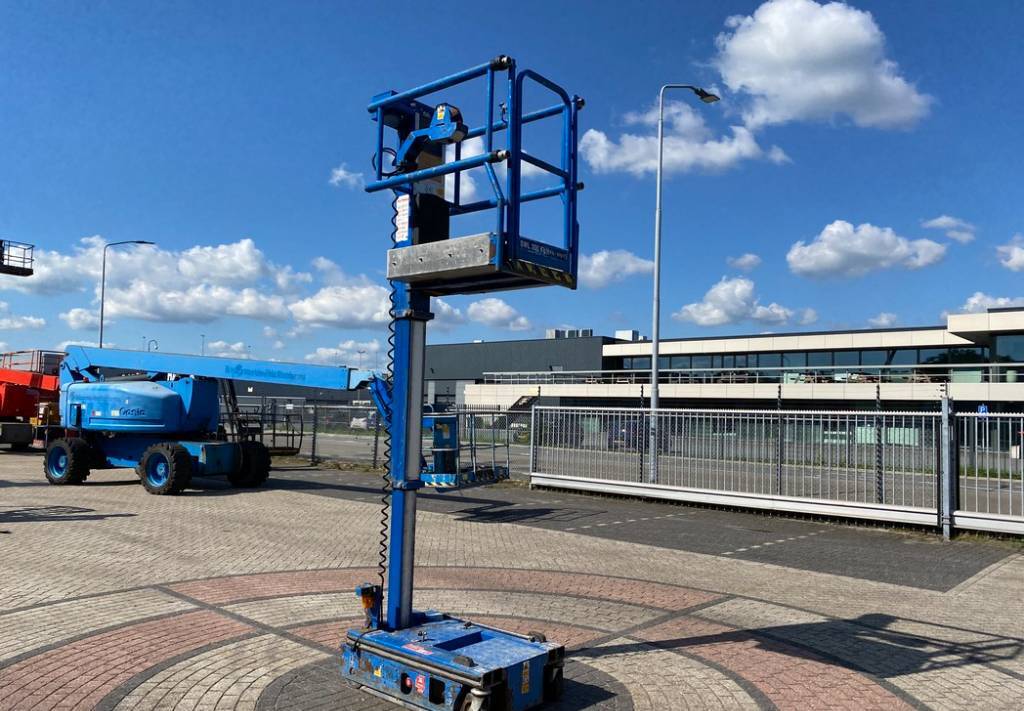 Vertical mast lift Power Tower Nano SP+ Electric Vertical Mast Work Lift 45: picture 7