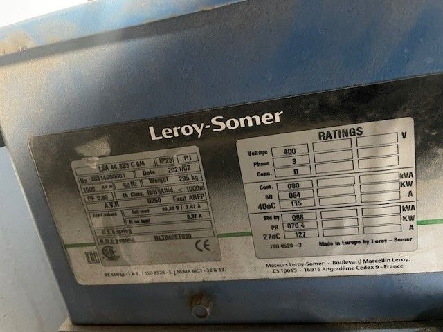 Generator set SDMO J88 Rental John Deere / Leroy Somer 88 kVA silent: picture 13