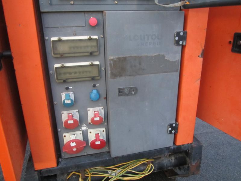 Generator set Sdmo R90: picture 11