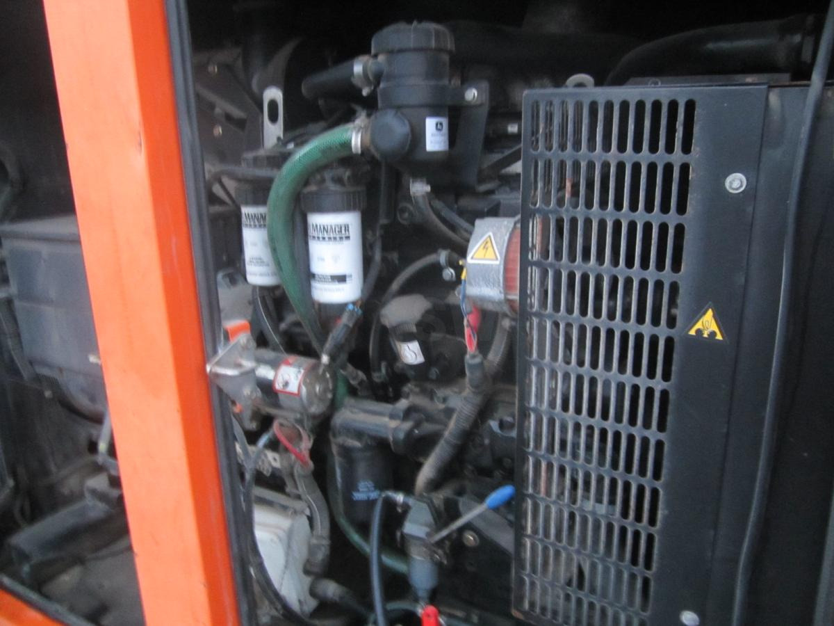 Generator set Sdmo R90: picture 5