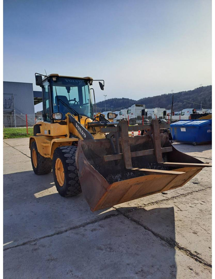Wheel loader VOLVO CONSTRUCTION EQUIPMENT L35G: picture 2