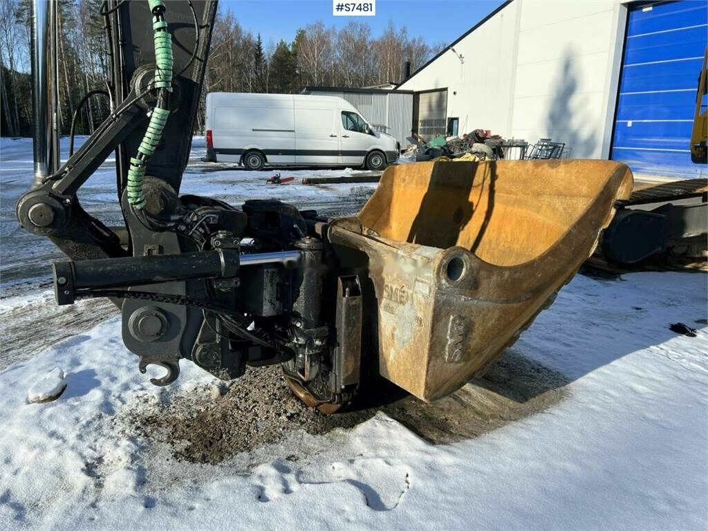 Crawler excavator Volvo EC300EL Wheeled Excavator: picture 6