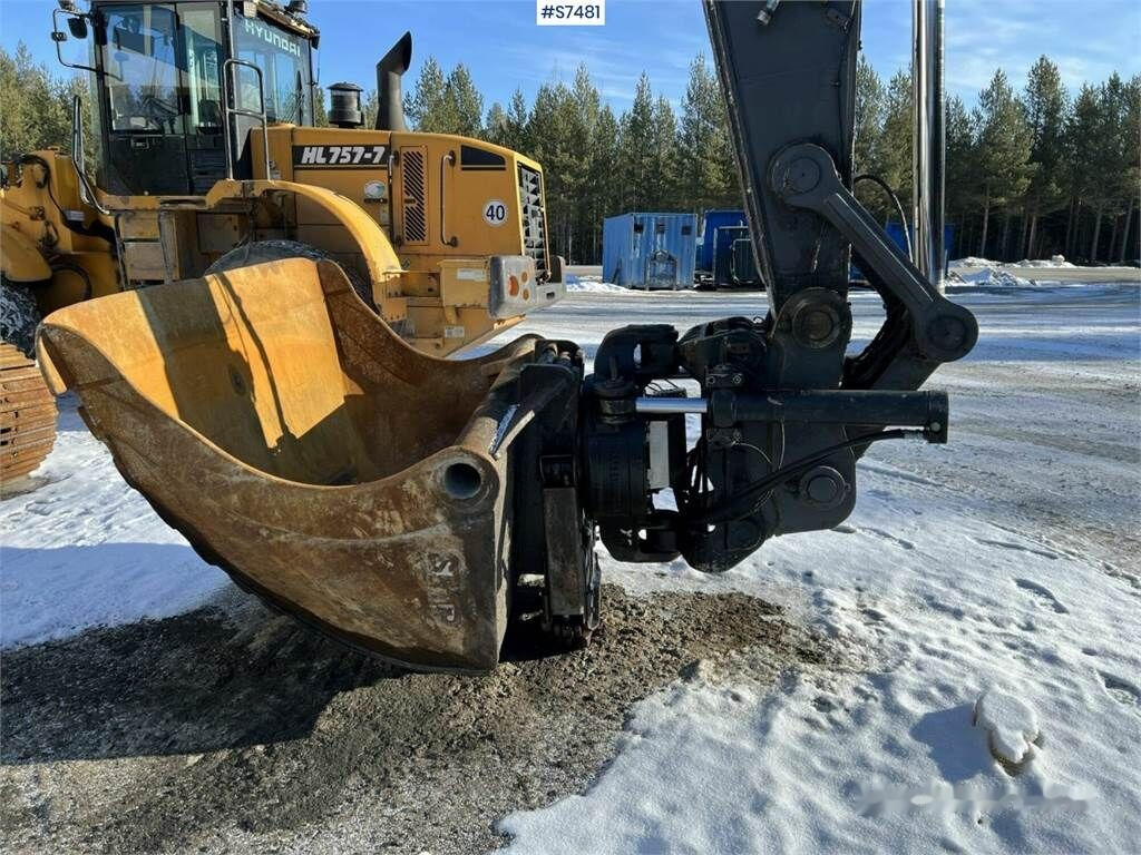Crawler excavator Volvo EC300EL Wheeled Excavator: picture 41