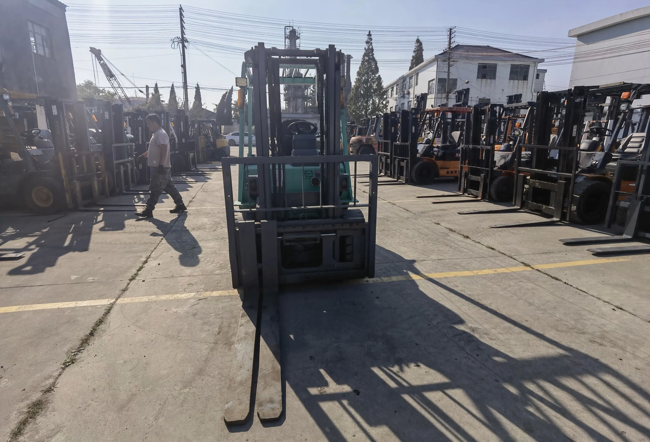 Forklift Cheap Price Used Mitsubishi FD30 3 ton Forklift Made in Japan: picture 6