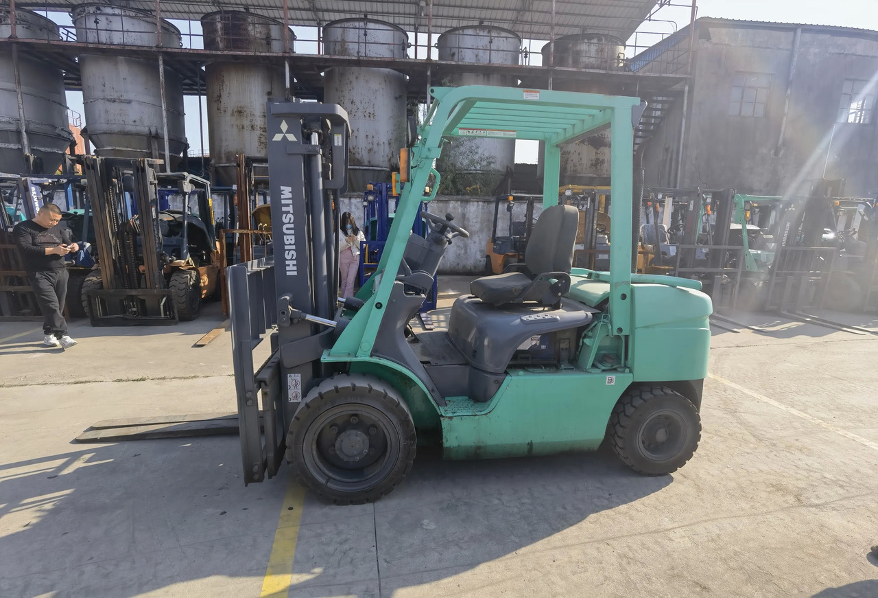 Forklift Cheap Price Used Mitsubishi FD30 3 ton Forklift Made in Japan: picture 5