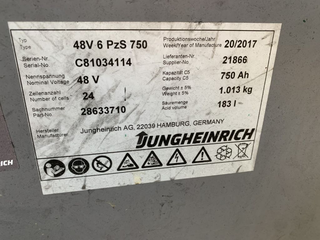 Electric forklift Jungheinrich EFG316: picture 5