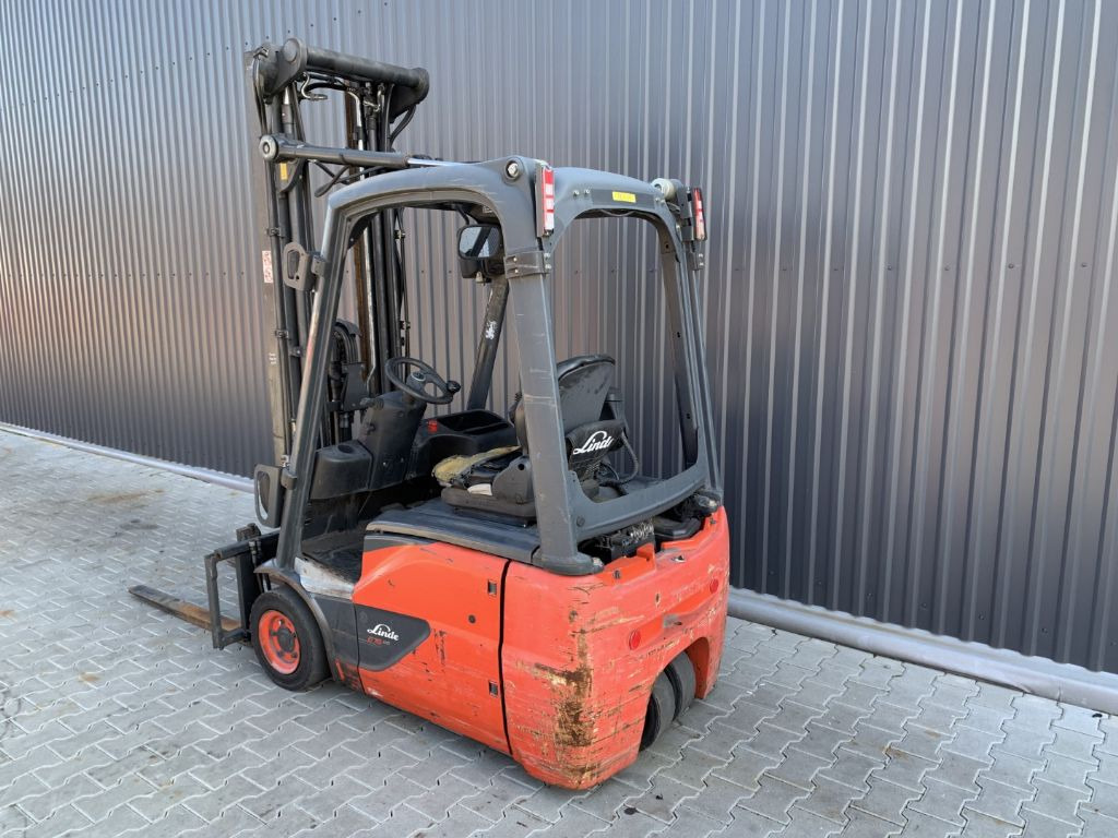 Electric forklift Linde E16C-02: picture 3