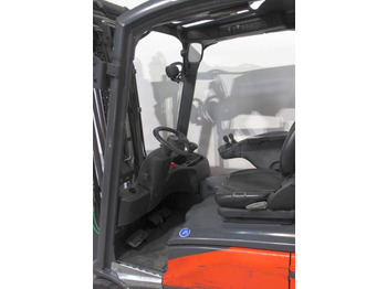 Electric forklift Linde E 16 ION EVO 386-02: picture 3