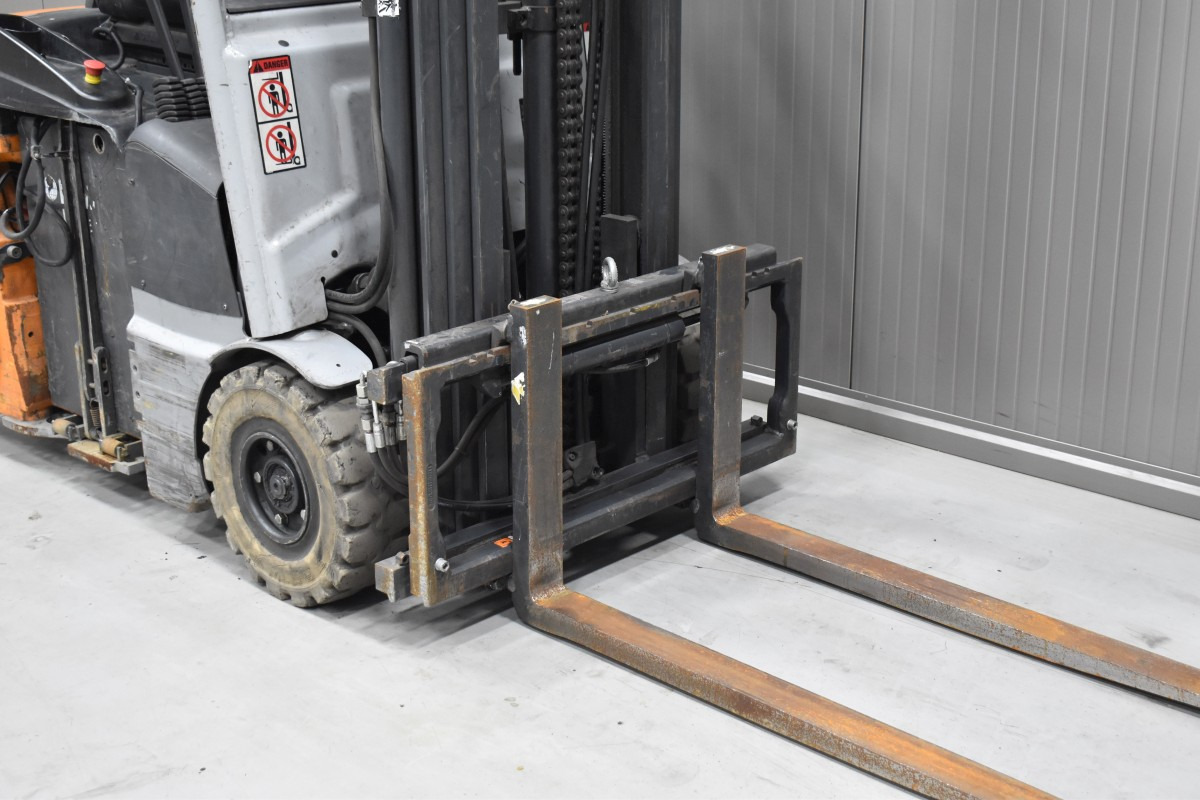 Electric forklift STILL RX 50-15: picture 5