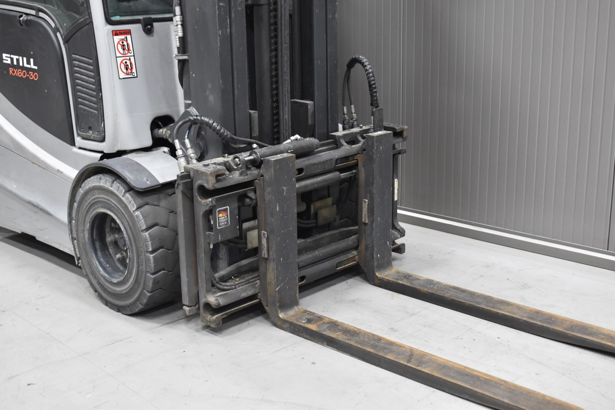 Electric forklift STILL RX 60-30: picture 5