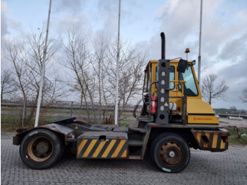 Terminal tractor Terberg YT220: picture 4