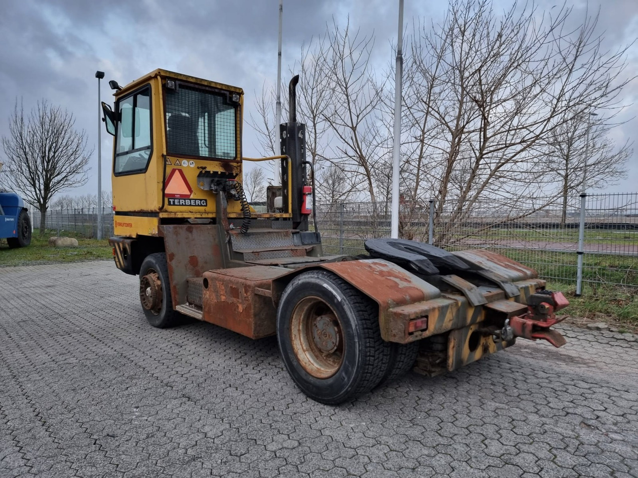 Terminal tractor Terberg YT220: picture 7