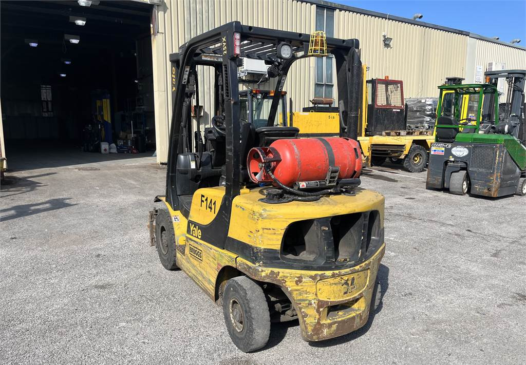 LPG forklift Yale GLP25VX: picture 8