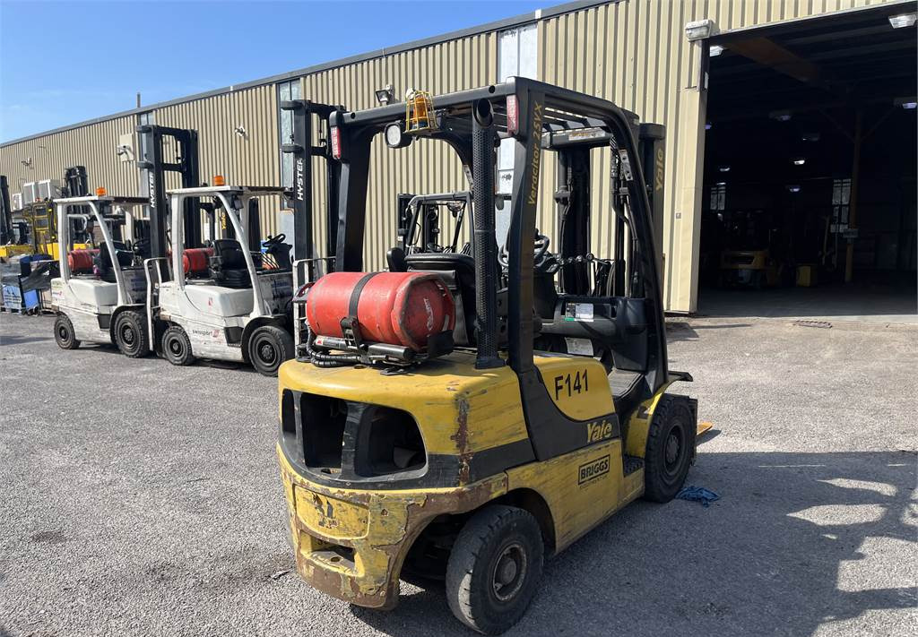 LPG forklift Yale GLP25VX: picture 6