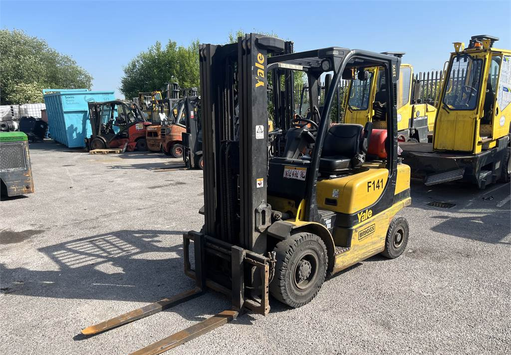 LPG forklift Yale GLP25VX: picture 2