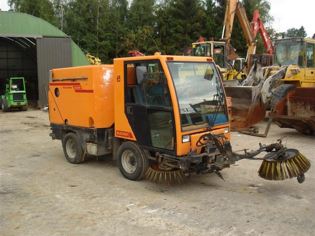 Industrial sweeper Bucher CITY CAT 2000: picture 2