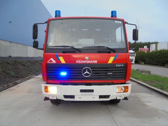 Fire truck Mercedes-Benz 1124 F: picture 3