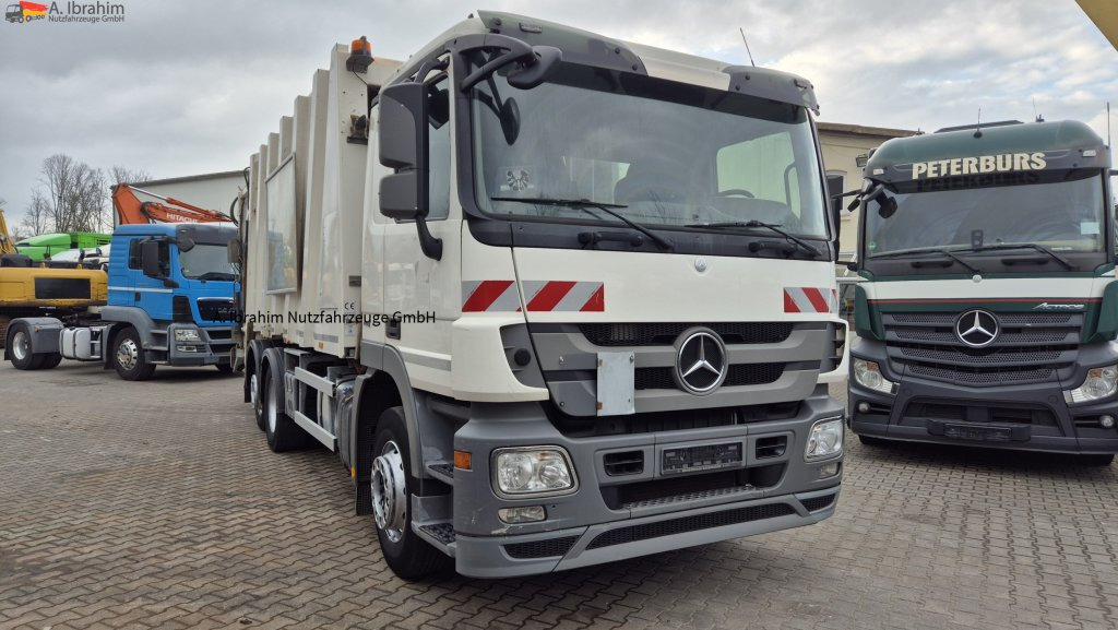 Garbage truck for transportation of garbage Mercedes-Benz 2532 L 6X2 FAUN Variopress 524, Lift-Lenkachse: picture 9