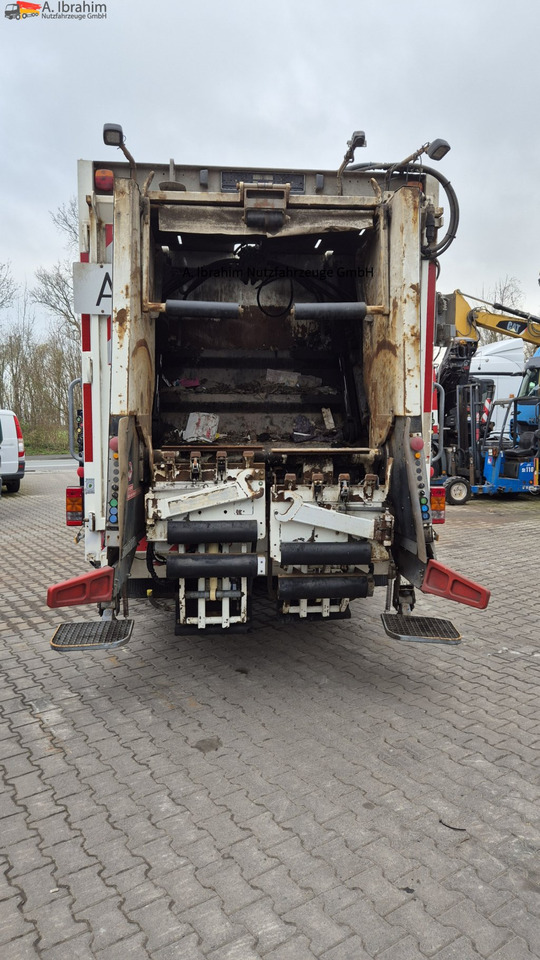 Garbage truck for transportation of garbage Mercedes-Benz 2532 L 6X2 FAUN Variopress 524, Lift-Lenkachse: picture 11