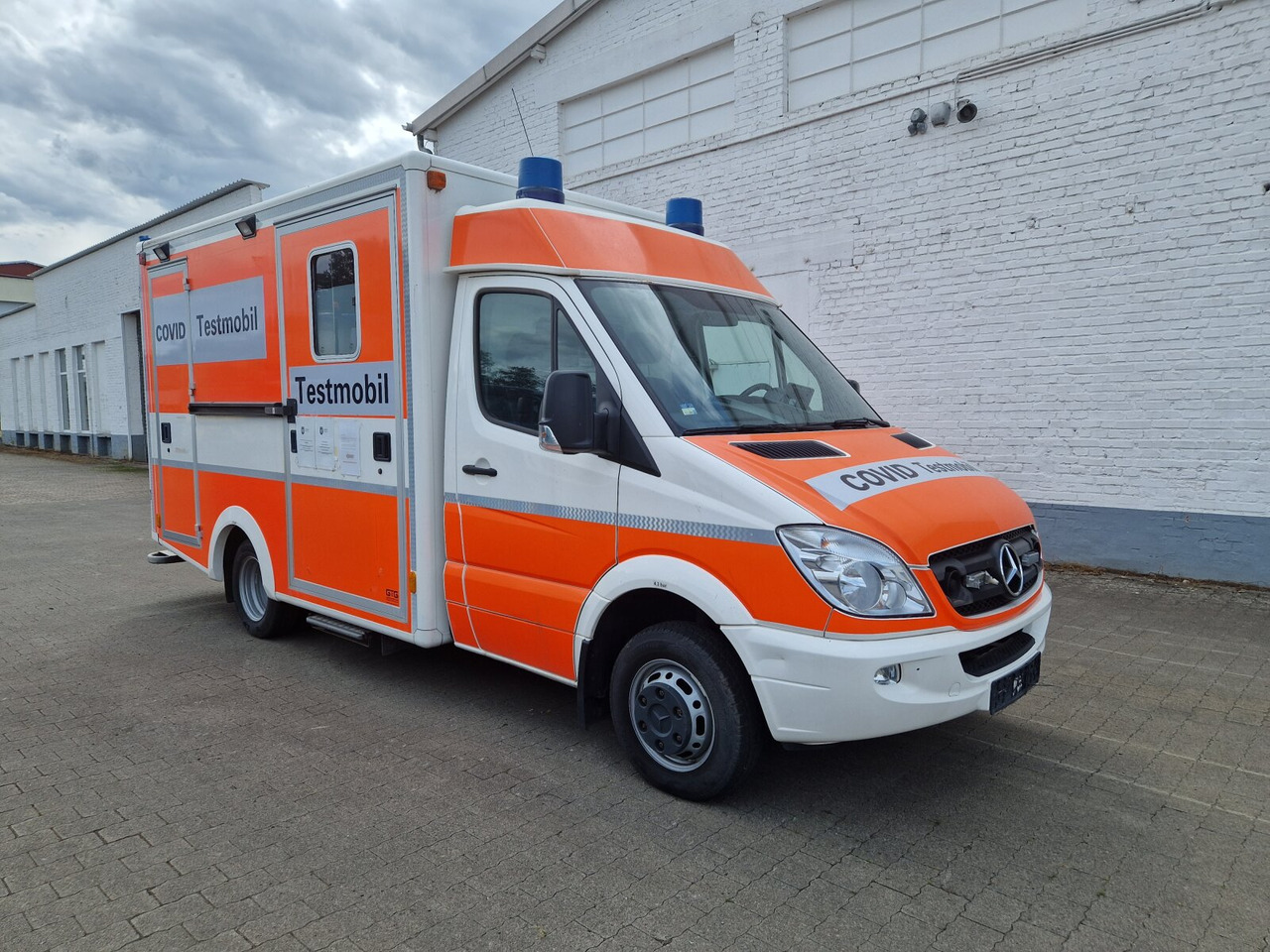 Ambulance Mercedes-Benz Sprinter 516 CDI 4x2 Sprinter 516 CDI 4x2, Rettungswagen: picture 10