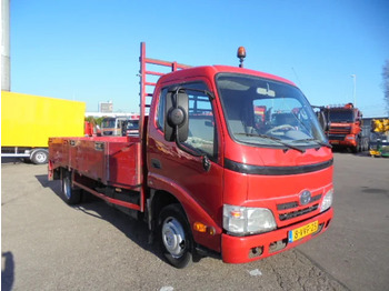 Tow truck Toyota Dyna 150 D4D: picture 2